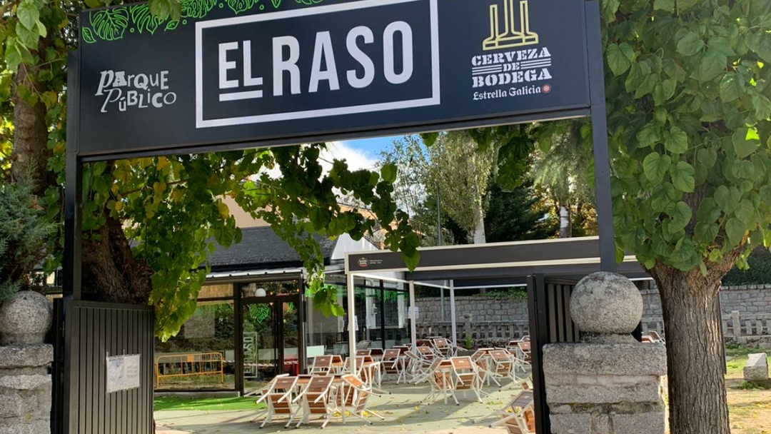 Restaurang El Raso i bergsområdet utanför Madrid